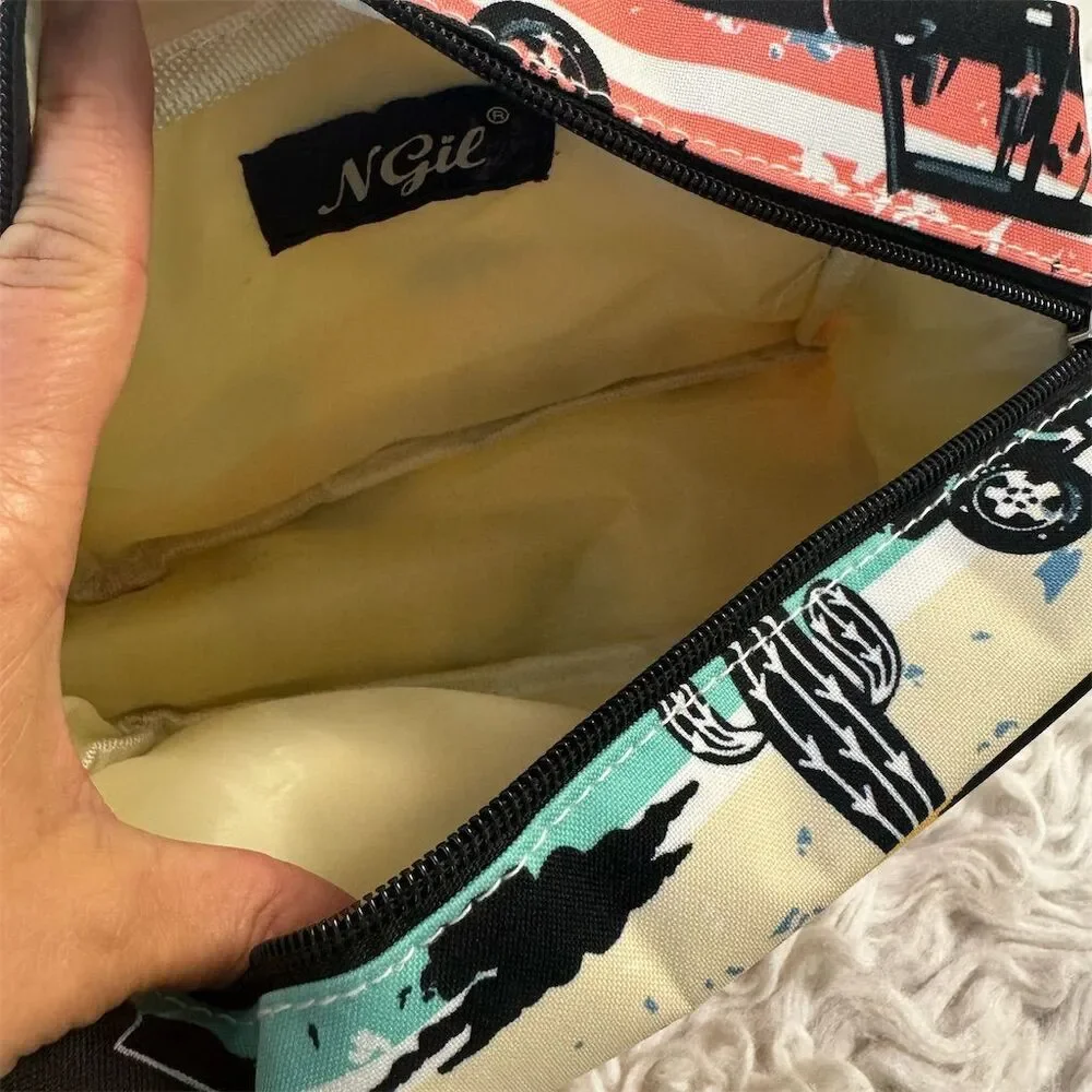 NGil‎ Multicolor Jeep Print Cosmetic Bag Clutch Travel Adventure Theme